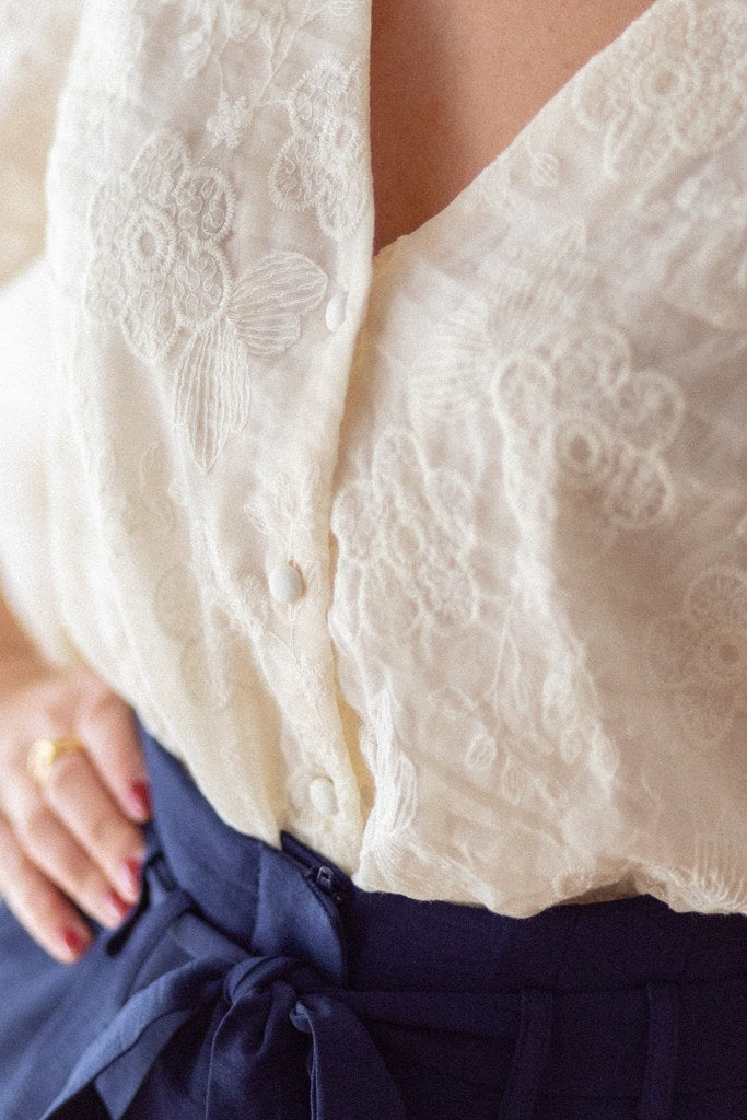 Blouse Line