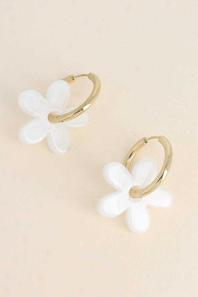 Boucles d'oreilles Maïa blanche