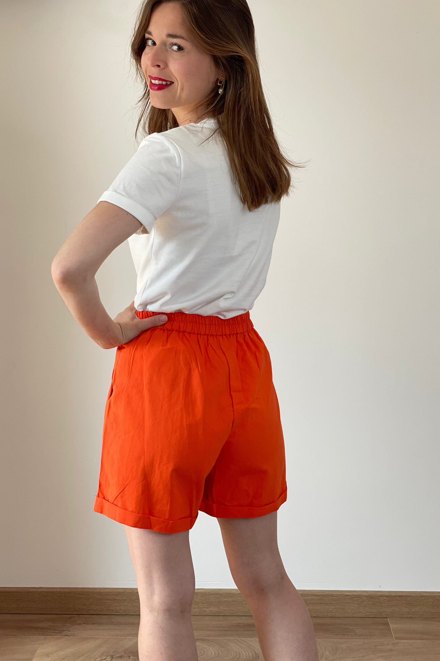Short Simon orange