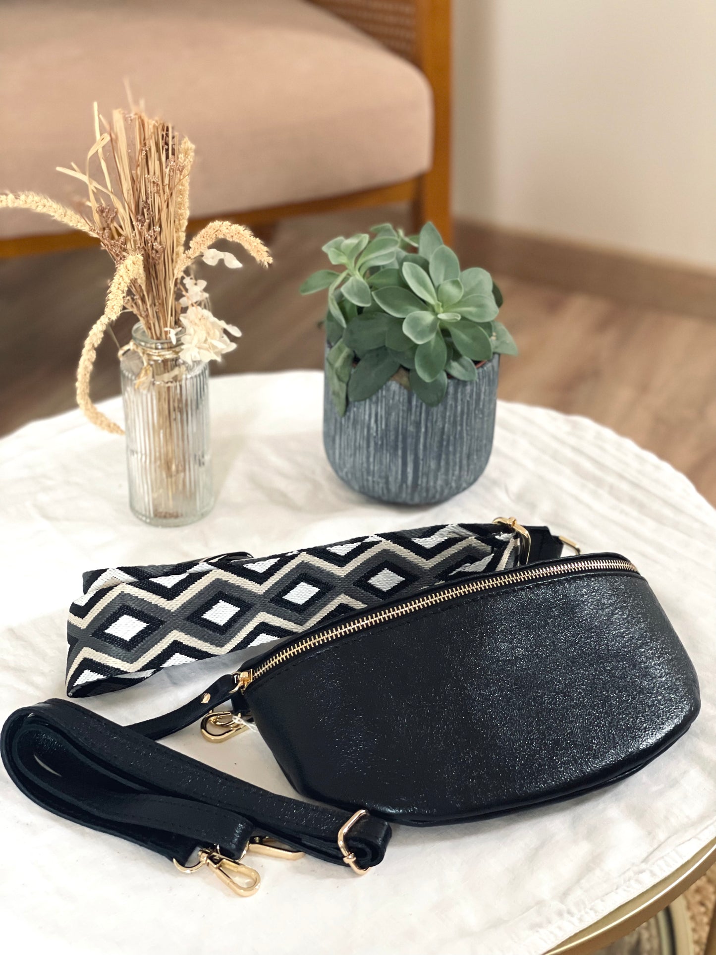 Sac banane cuir noir