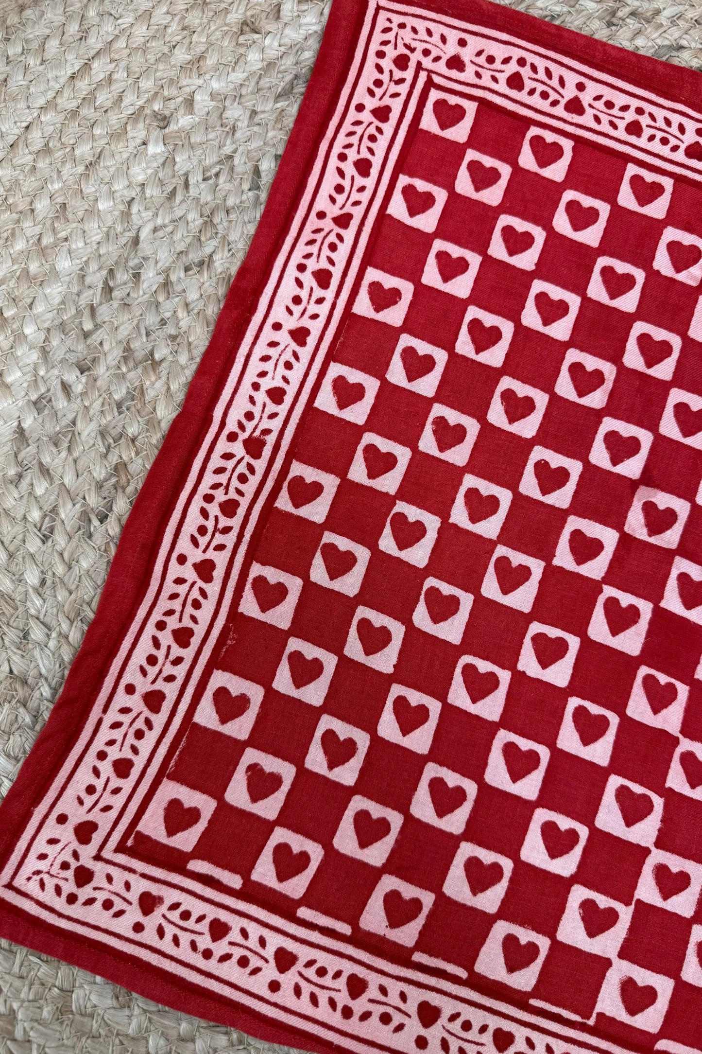 Foulard damier coeur rouge