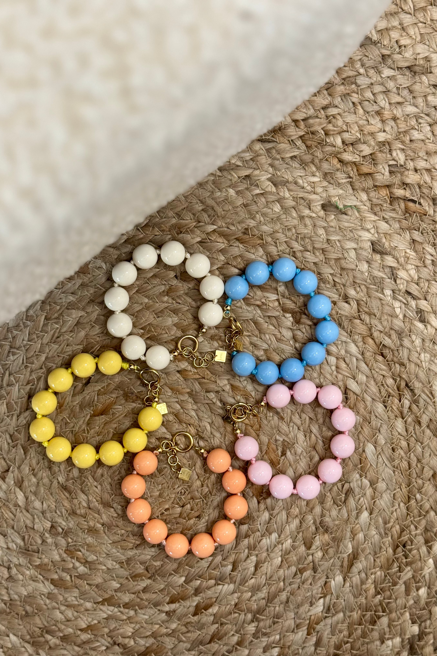 Bracelets perles résine