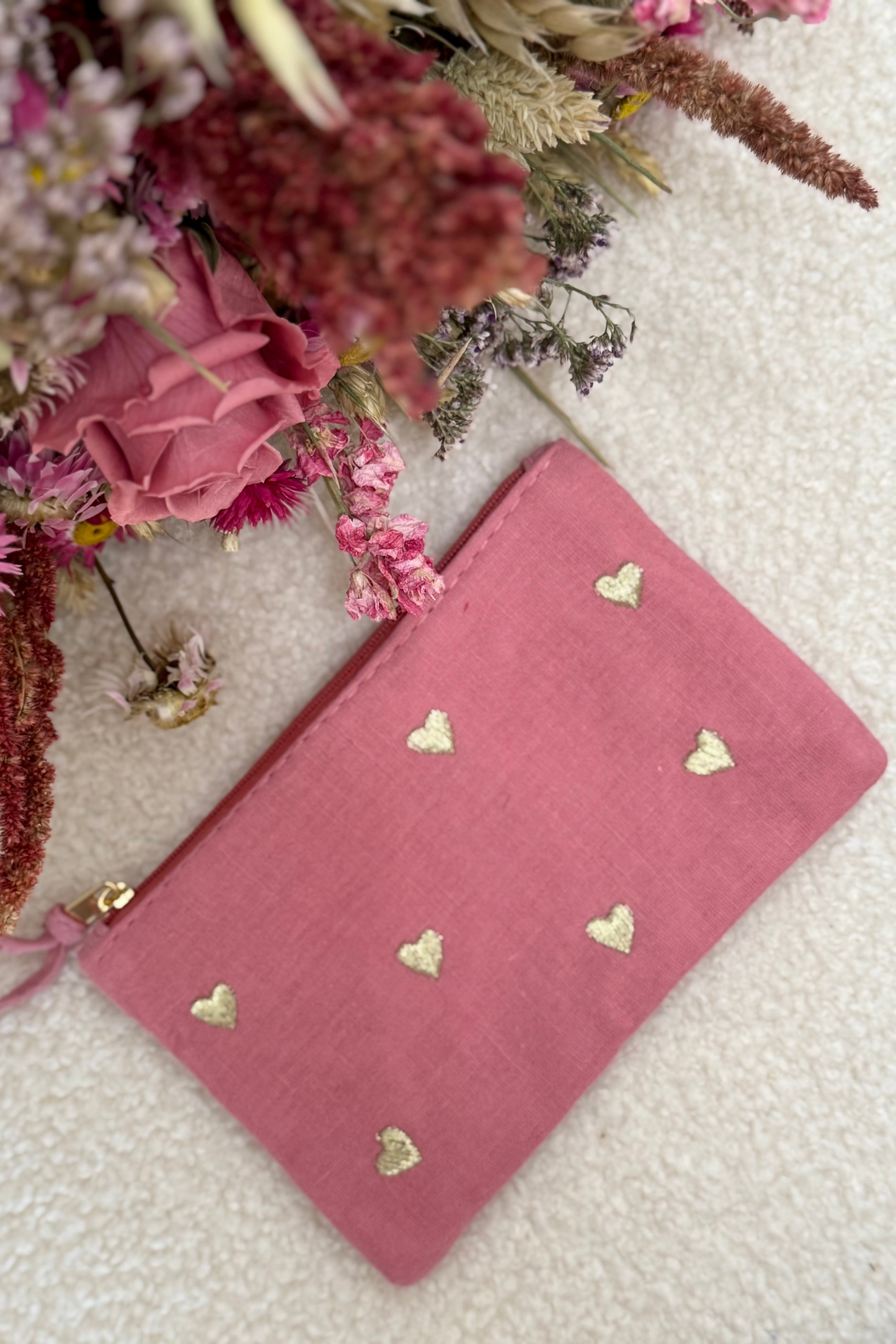 Pochette rose petit coeur doré