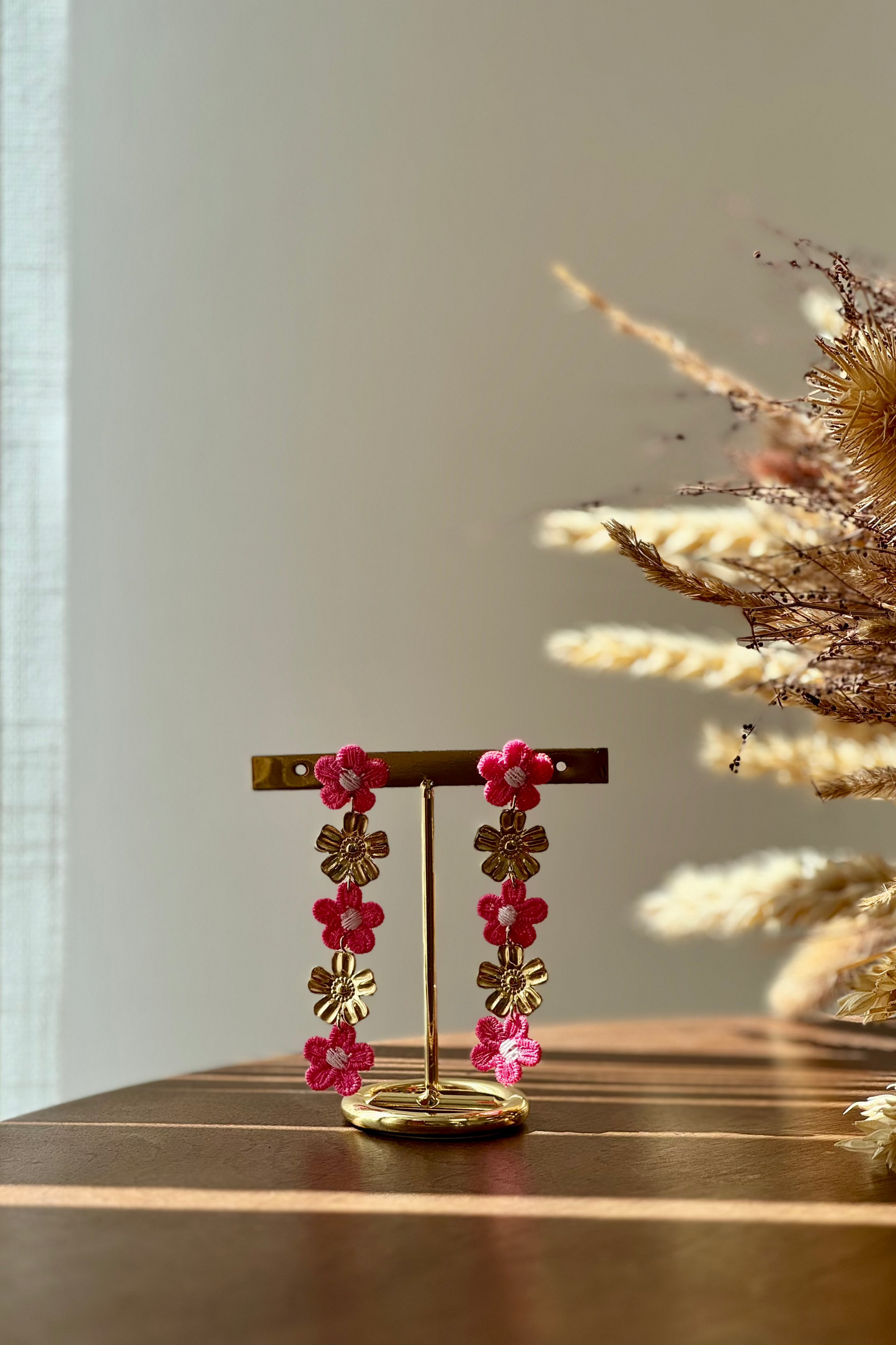 BO dentelle fuchsia dorée