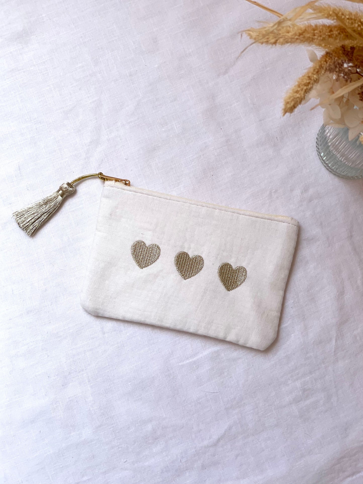 Pochette cœur doré