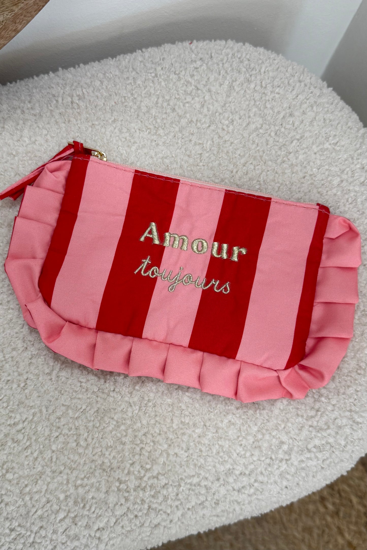 Pochette froufrou Amour toujours rayée rose rouge