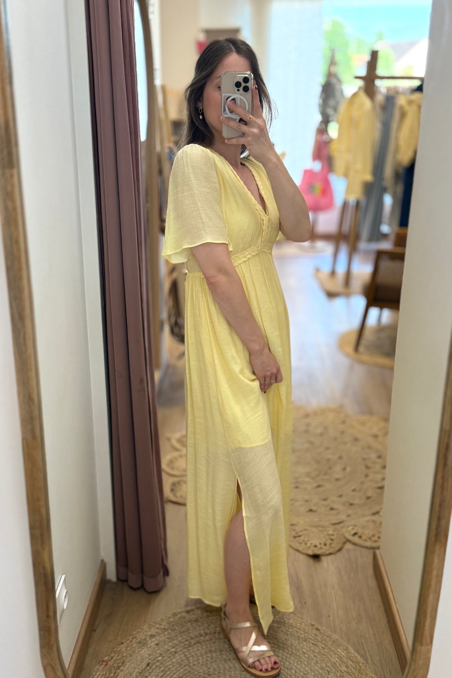 Robe Pia