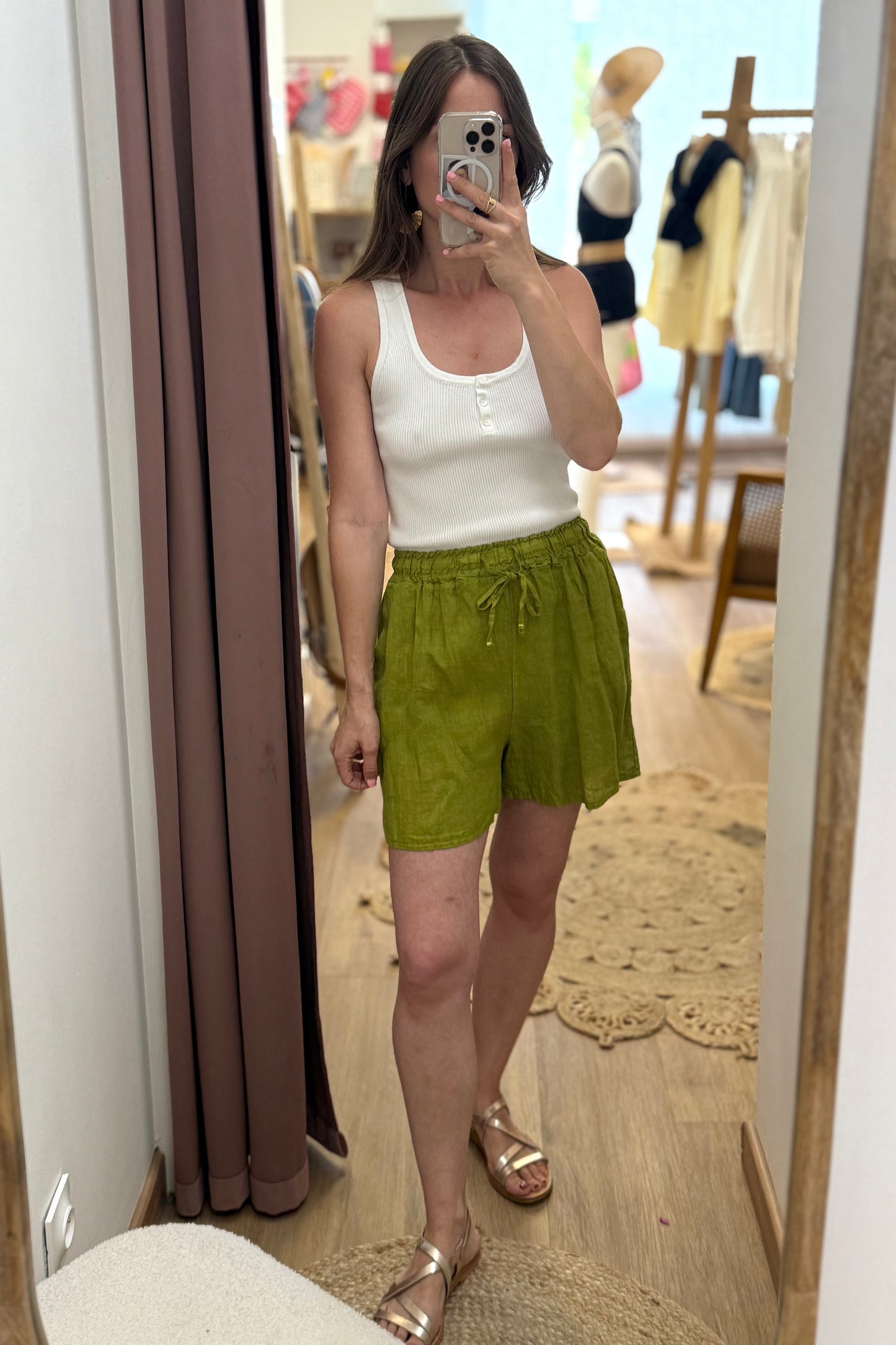 Short Lucas vert