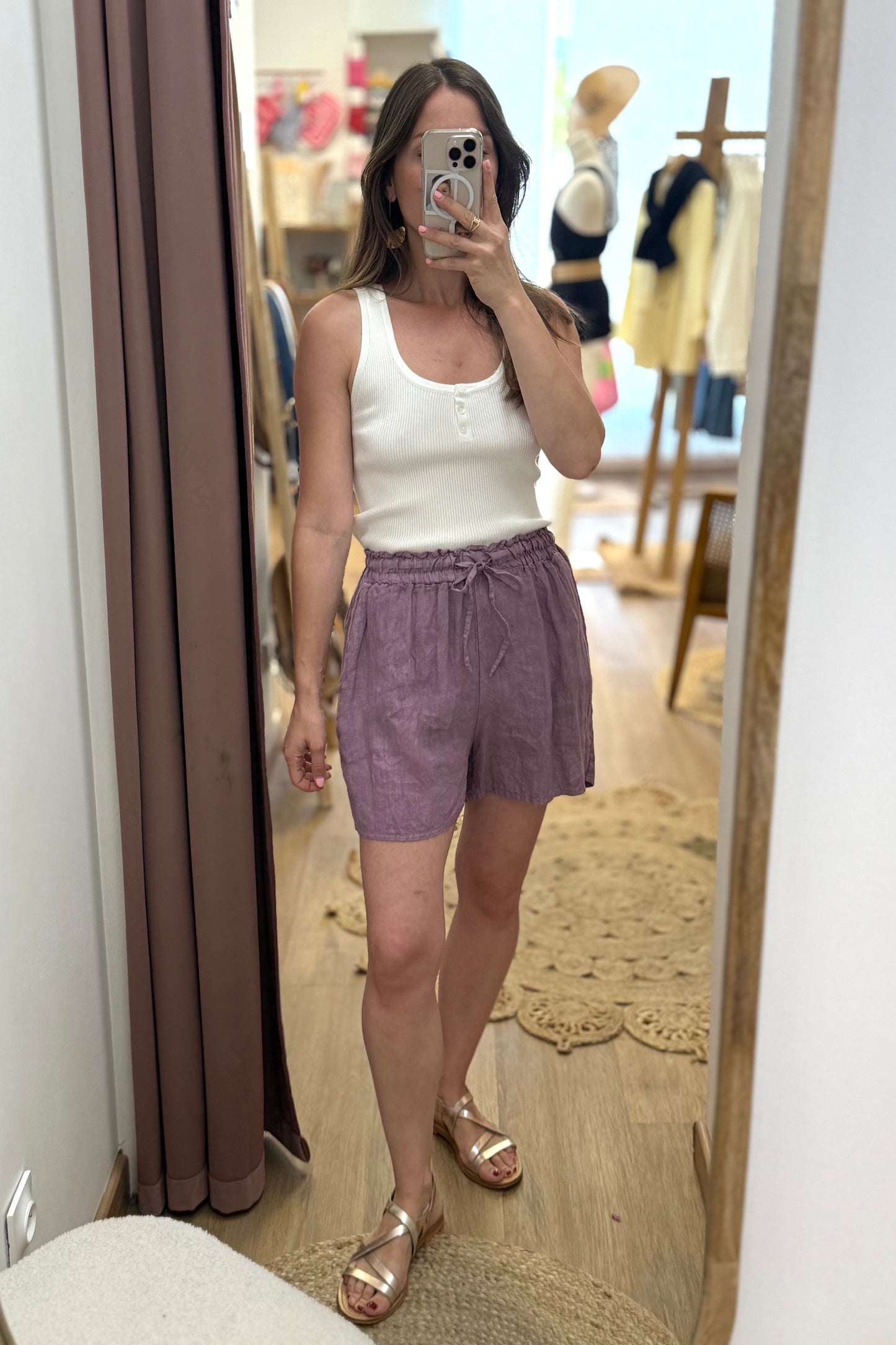 Short Lucas violet