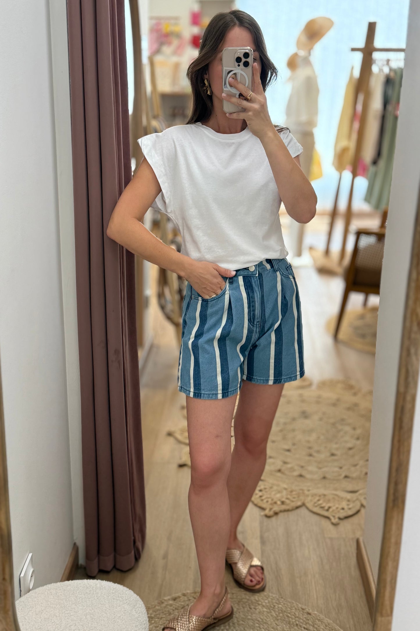 Short Théo