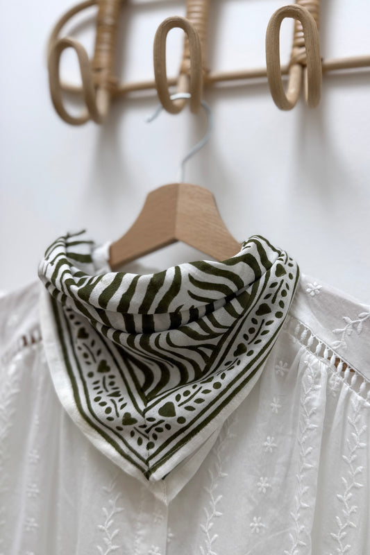 Foulard zébré kaki