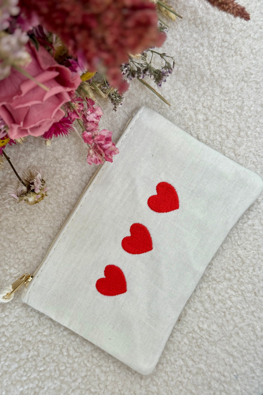 Pochette 3 coeurs blanche