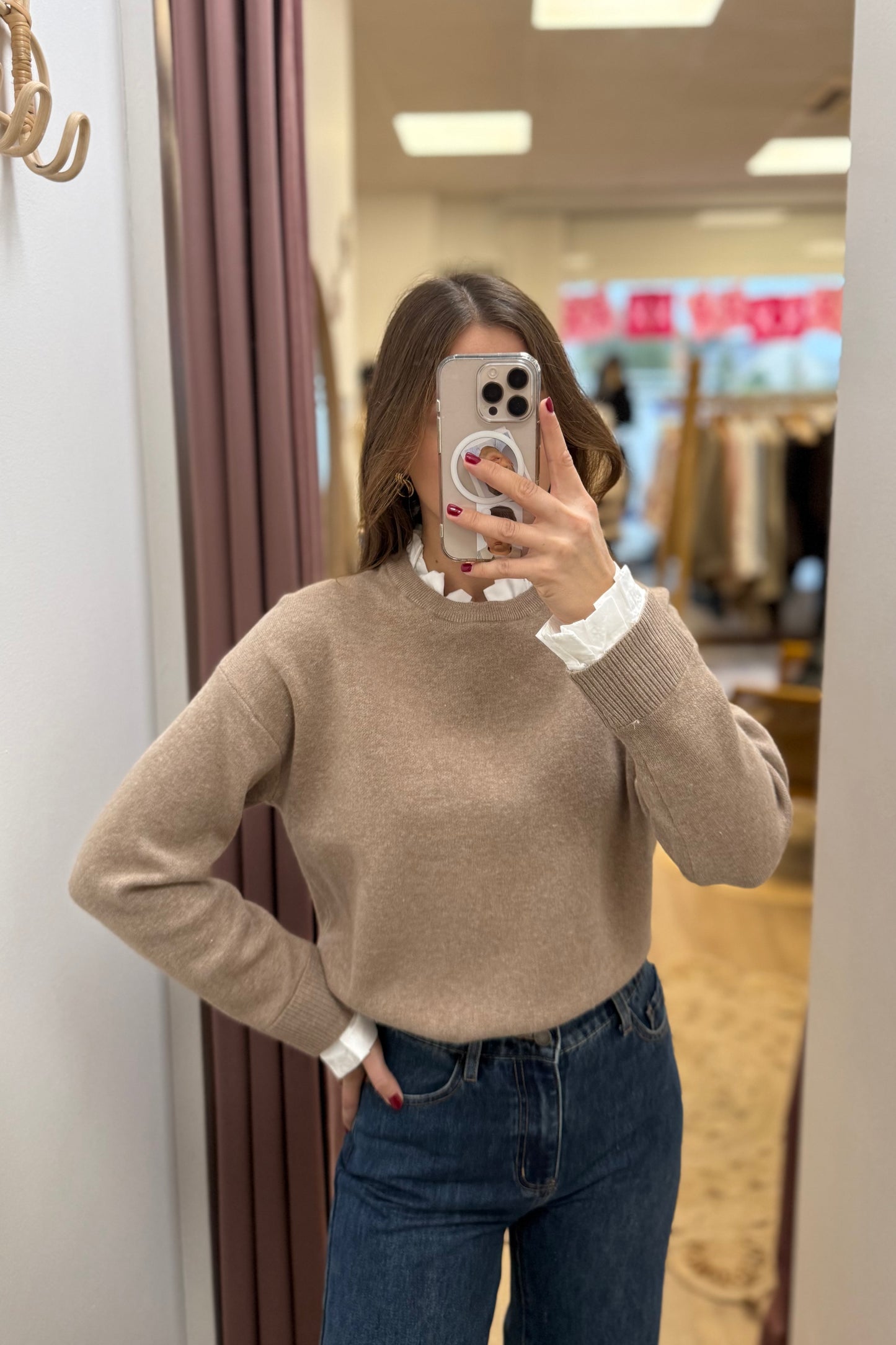Pull Victorien